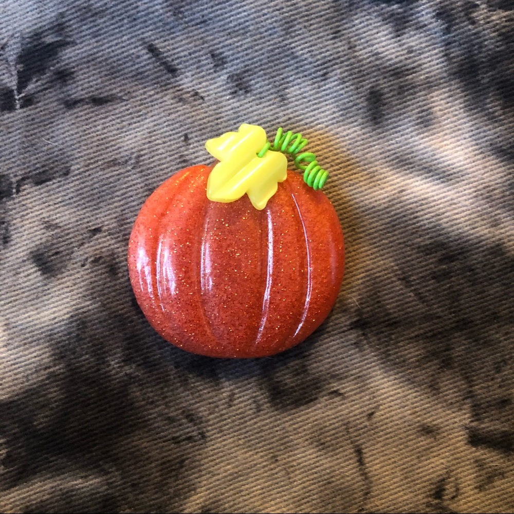 Sparkle Pumpkin Brooch